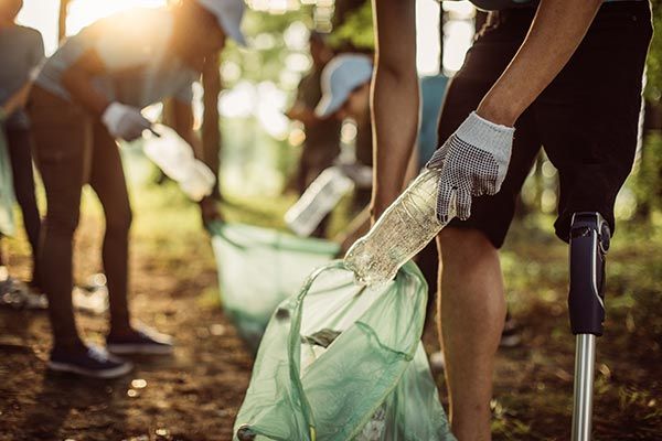 Associations valoriser le travail communautaire.