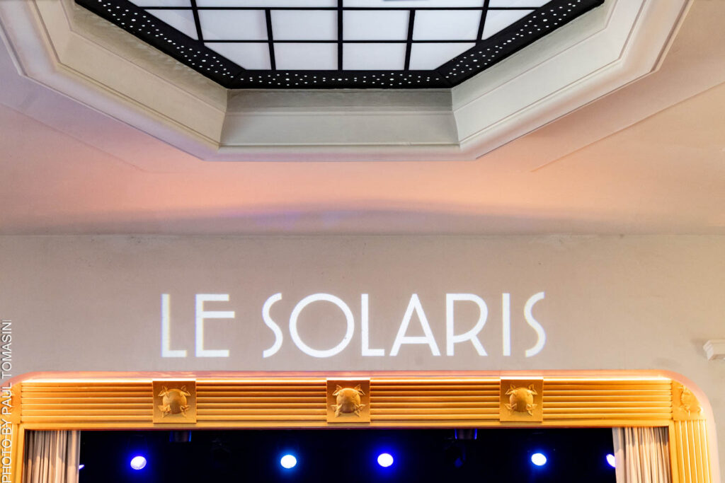 Le Solaris Paris- devanture